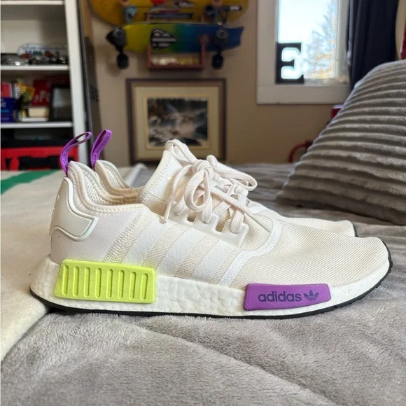 Adidas NMD R1 - Picture 5 of 15